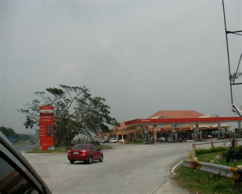 Total Gasoline Station (SLEx .